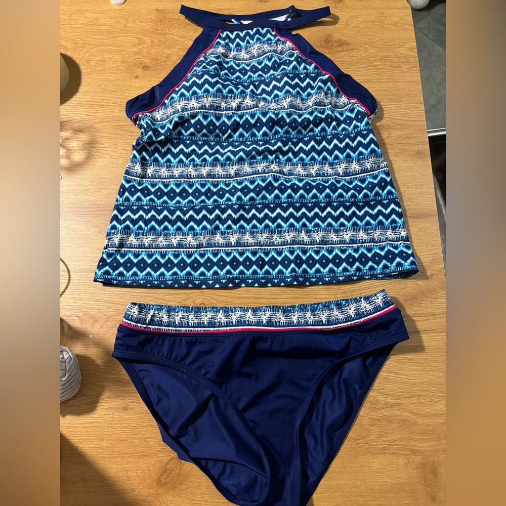 Blue and White Bikini Swimwear for Stylish Beach Days